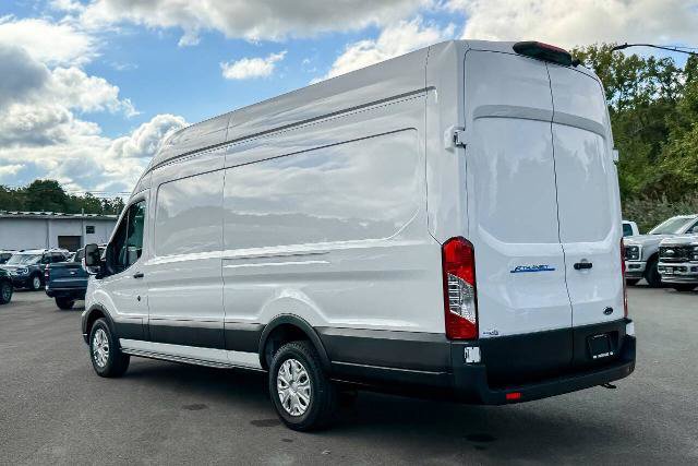 Certified 2023 Ford E-Transit 148 High Roof Extended RWD image 5