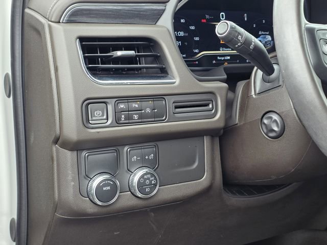 Used 2023 GMC Yukon XL SLT w/ SLT Premium Package RWD image 19