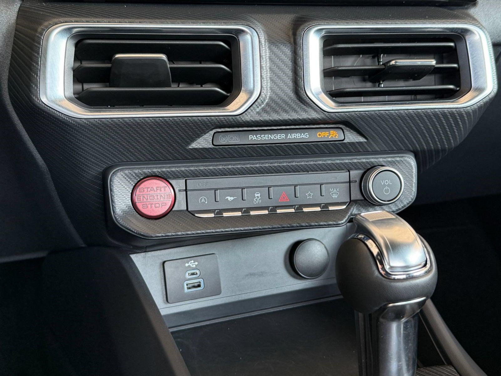 Certified 2026 Ford Mustang Premium RWD image 18