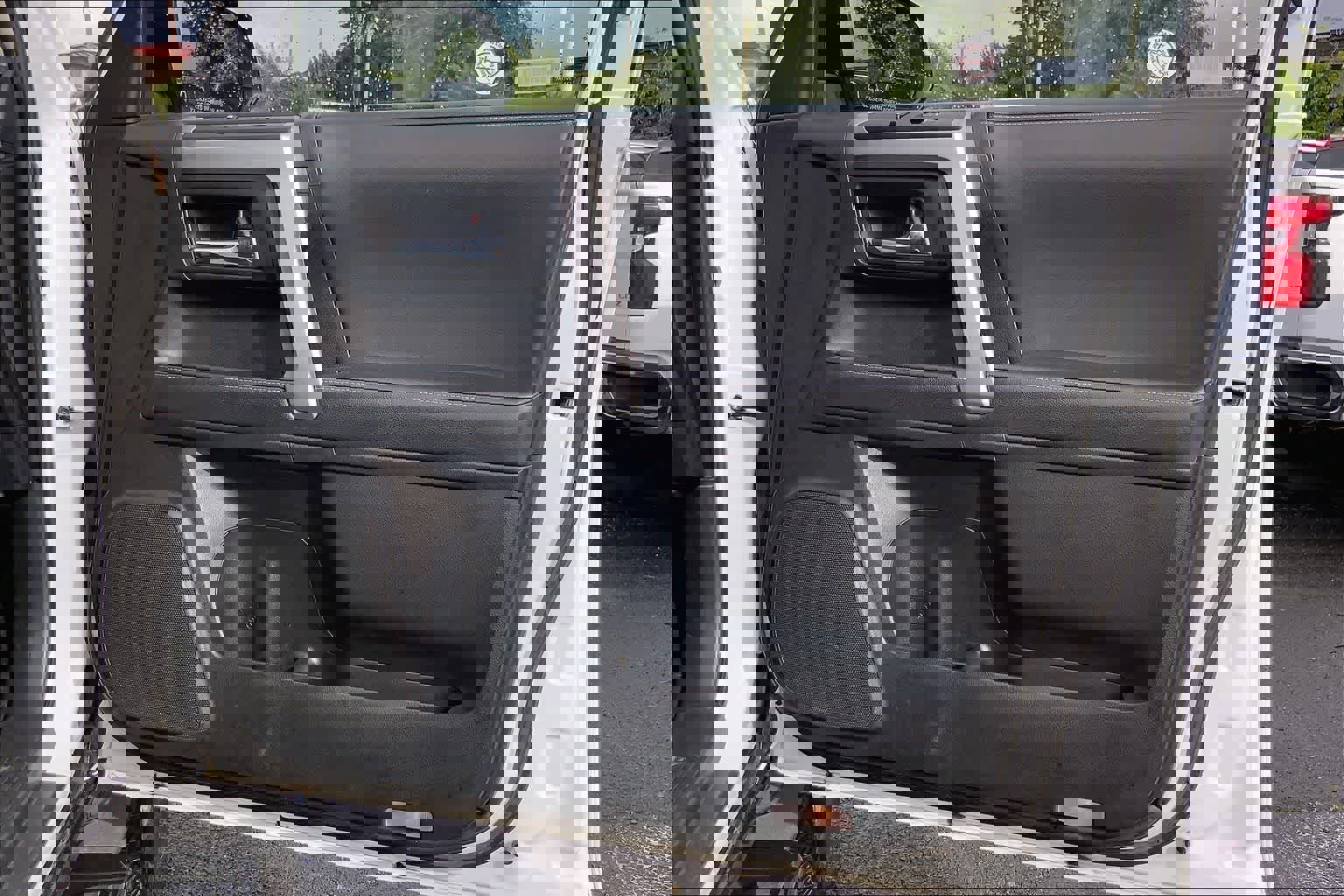 Used 2024 Toyota 4Runner SR5 Premium image 28