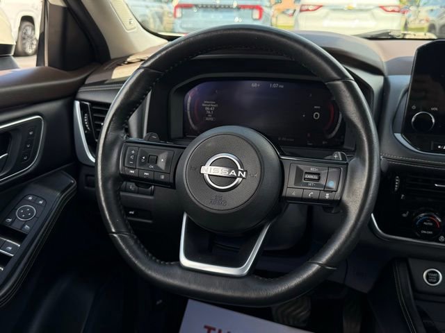 Used 2023 Nissan Rogue Platinum w/ Platinum Premium Package image 19