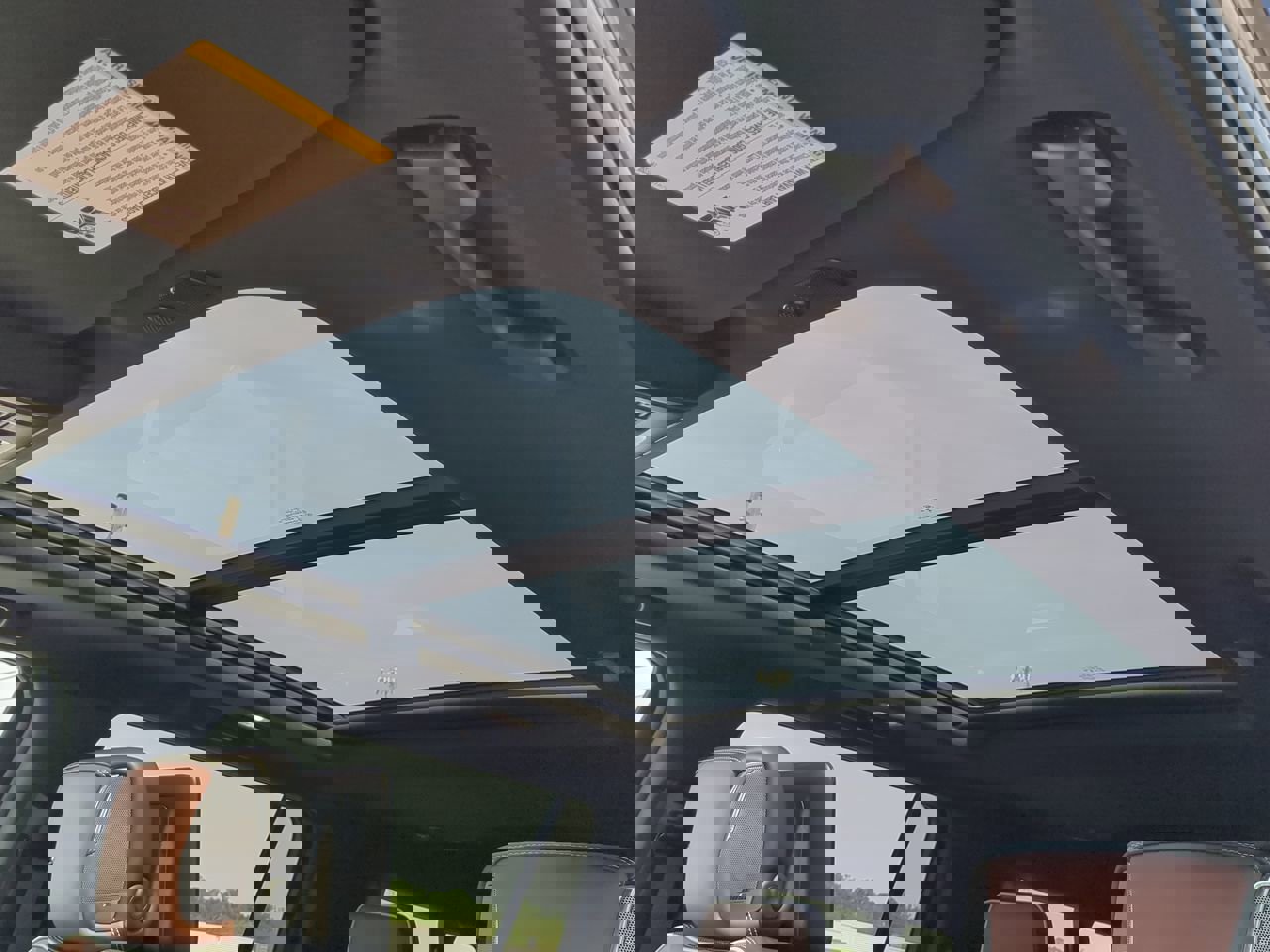 Used 2023 GMC Yukon XL Denali Ultimate image 18