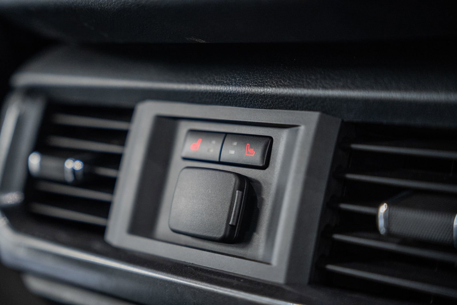 Certified 2021 Ford F150 Lariat w/ Equipment Group 502A High image 39