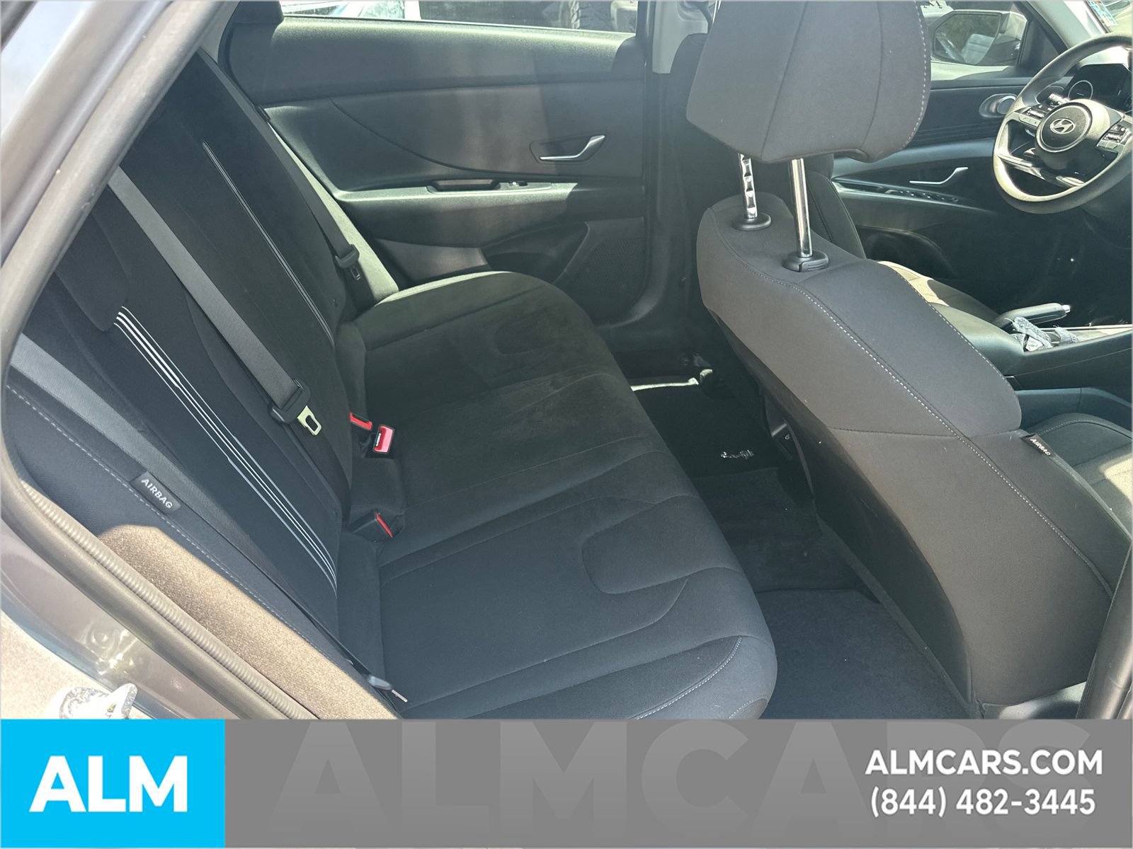 Used 2024 Hyundai Elantra SEL FWD image 18