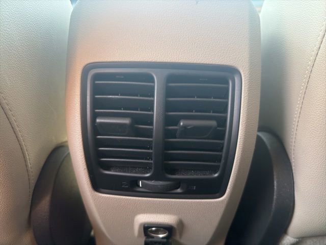 Certified 2018 Ford Escape SEL FWD image 17