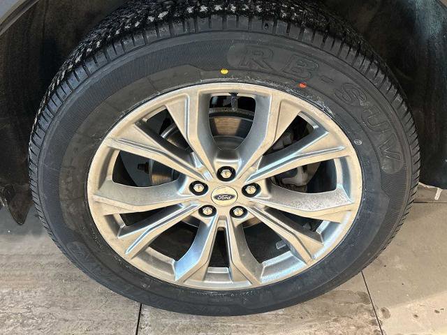 Certified 2020 Ford Explorer XLT w/ Equipment Group 202A image 32