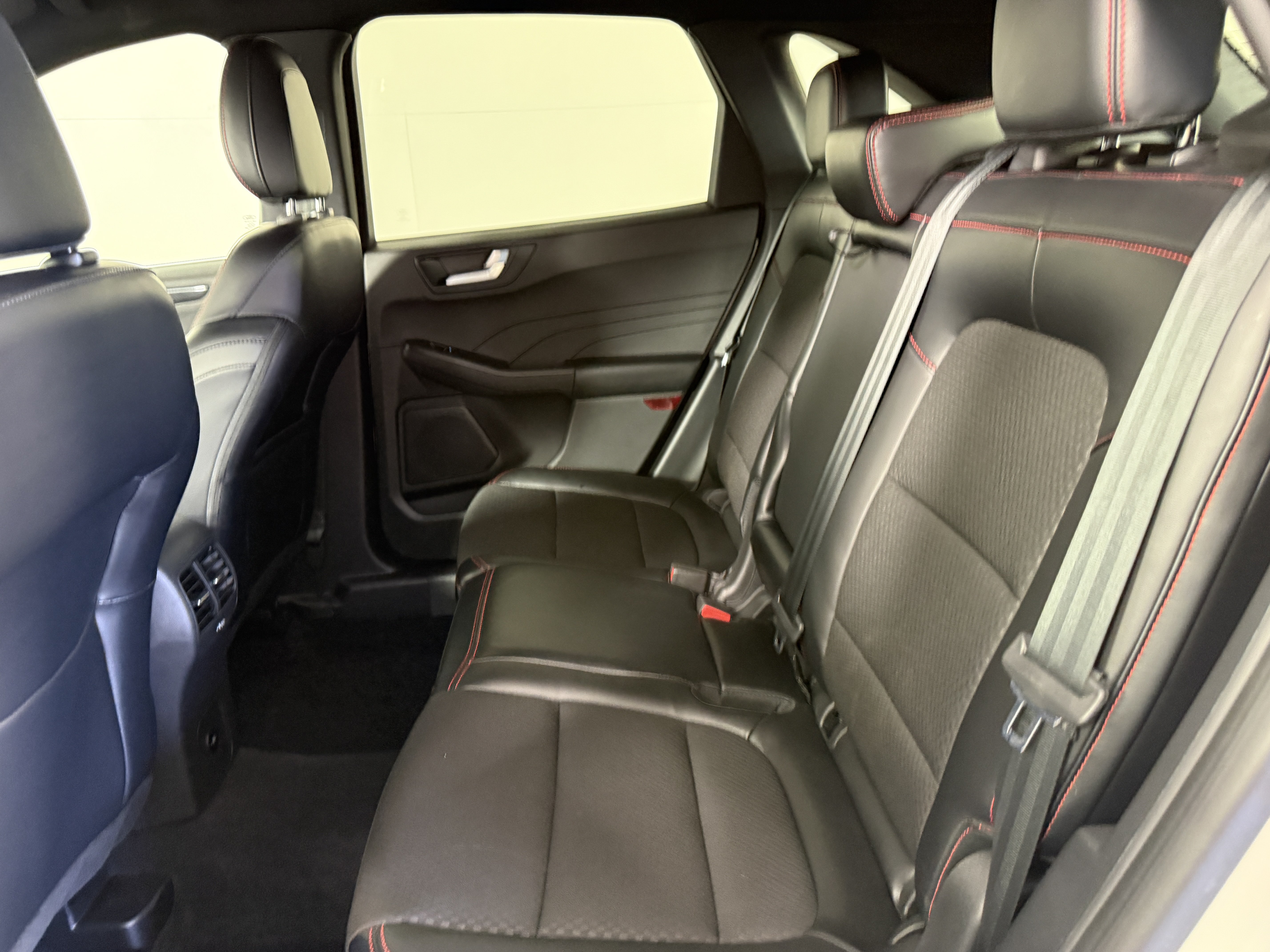 Certified 2023 Ford Escape ST-Line w/ Tech Pack #1 FWD image 13