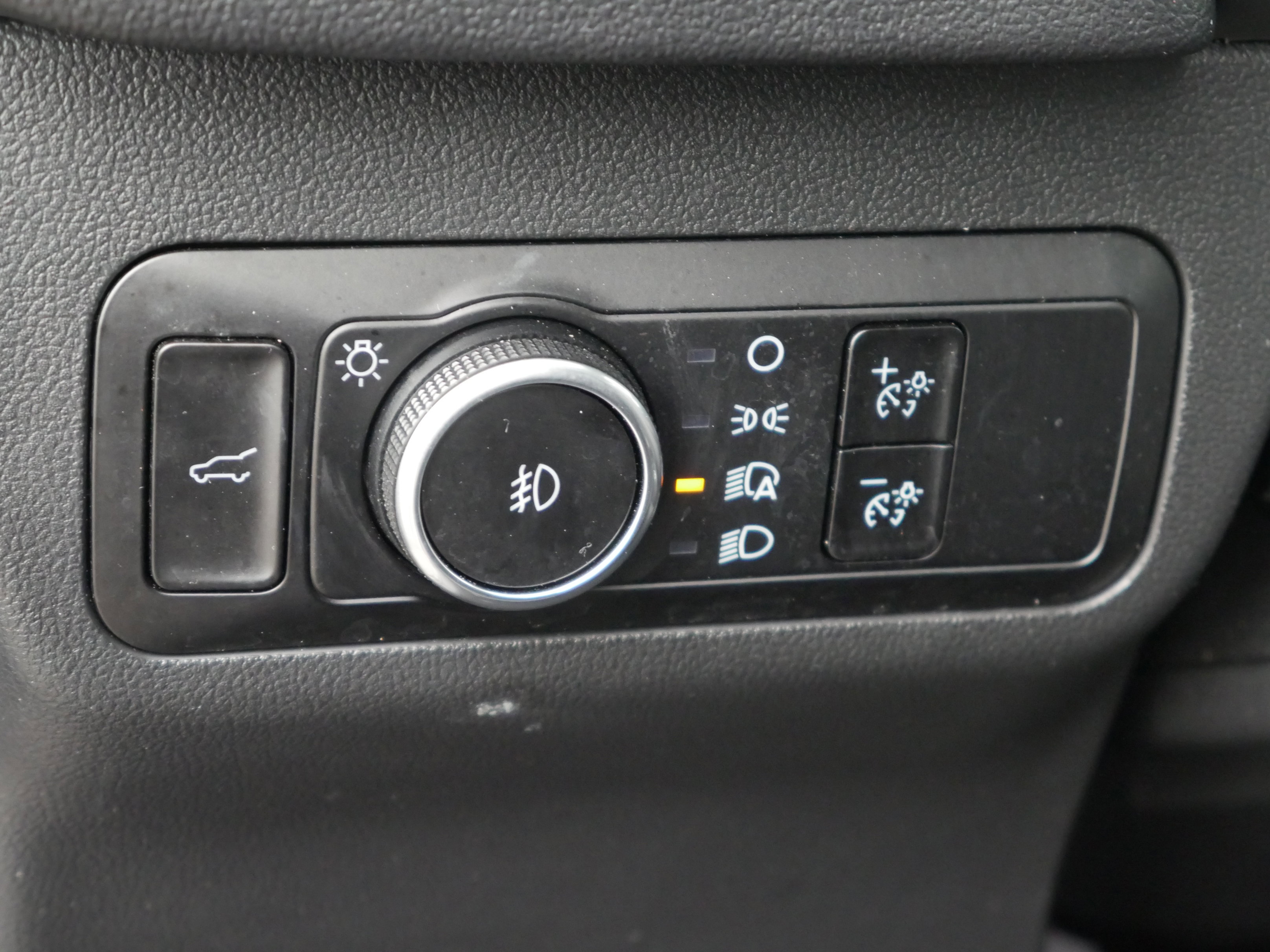 Certified 2025 Ford Escape Platinum AWD/4WD image 14