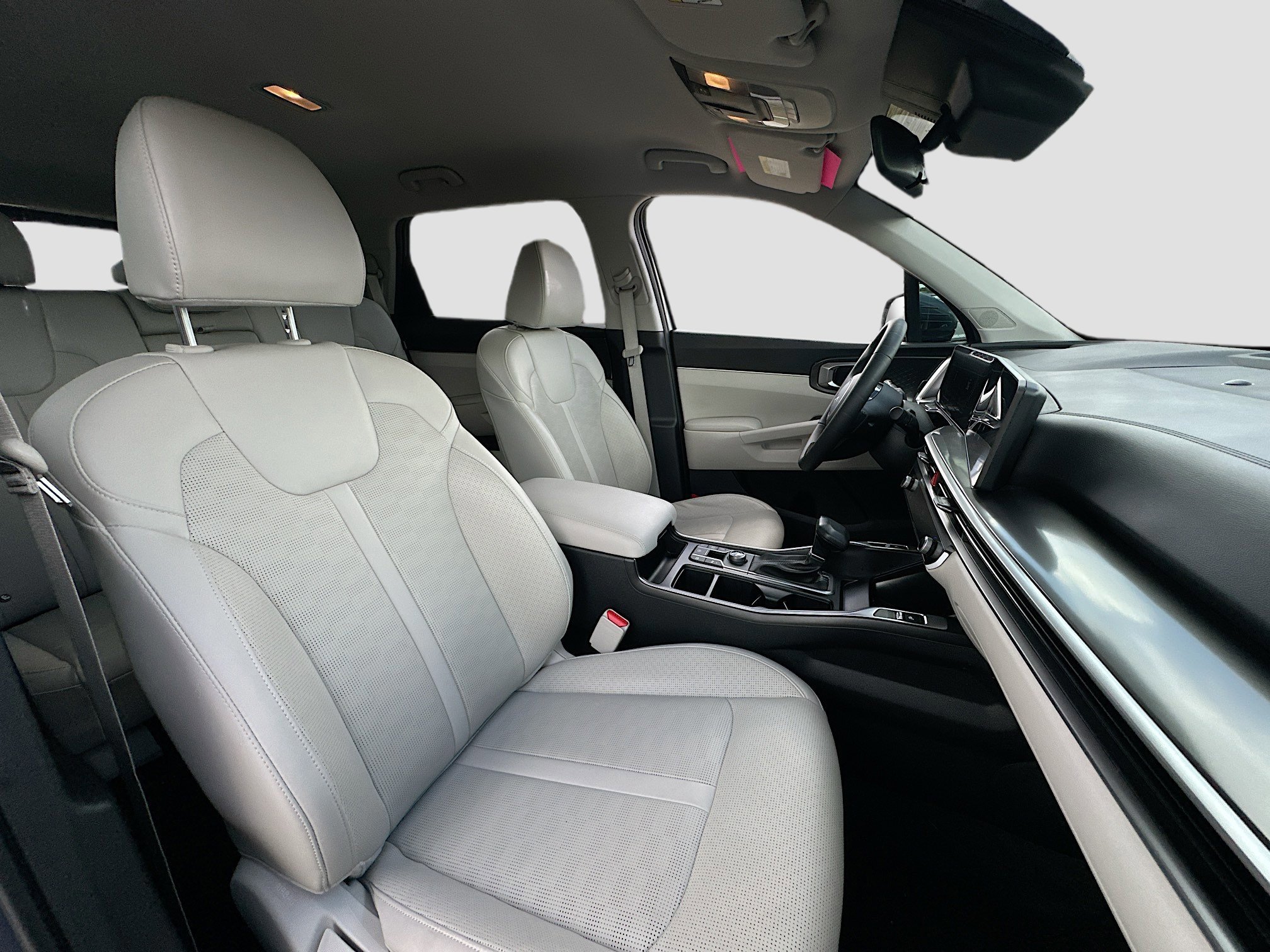 Used 2025 Kia Sorento S image 28