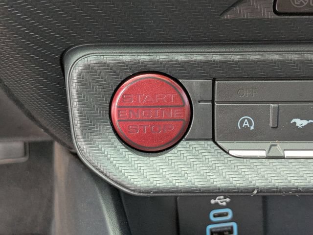 Certified 2025 Ford Mustang Coupe RWD image 19