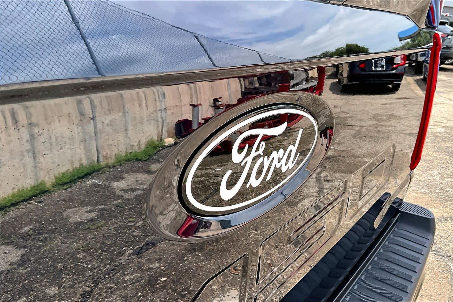 Certified 2025 Ford F150 XLT w/ Equipment Group 302A MID AWD/4WD image 36