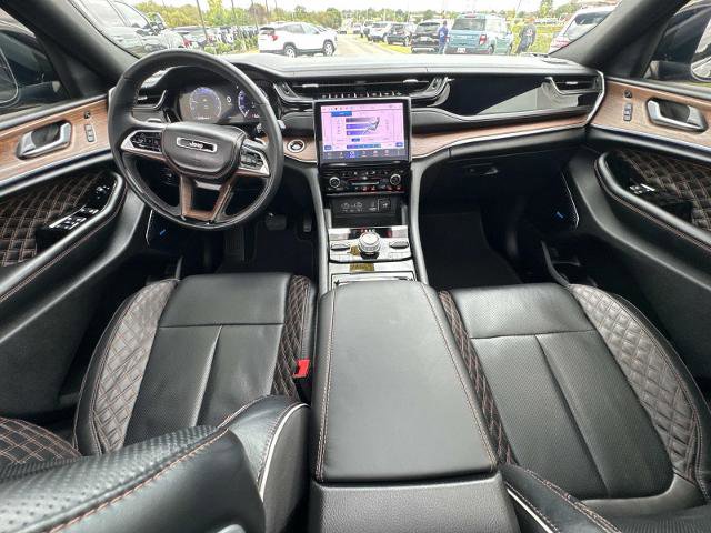 Used 2025 Jeep Grand Cherokee L Summit w/ Advanced Protech Group IV image 16