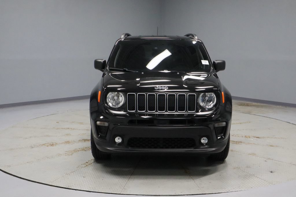 Used 2023 Jeep Renegade Latitude w/ Premium Group AWD/4WD image 6