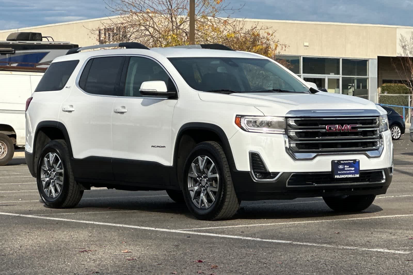 Used 2023 GMC Acadia SLT image 10
