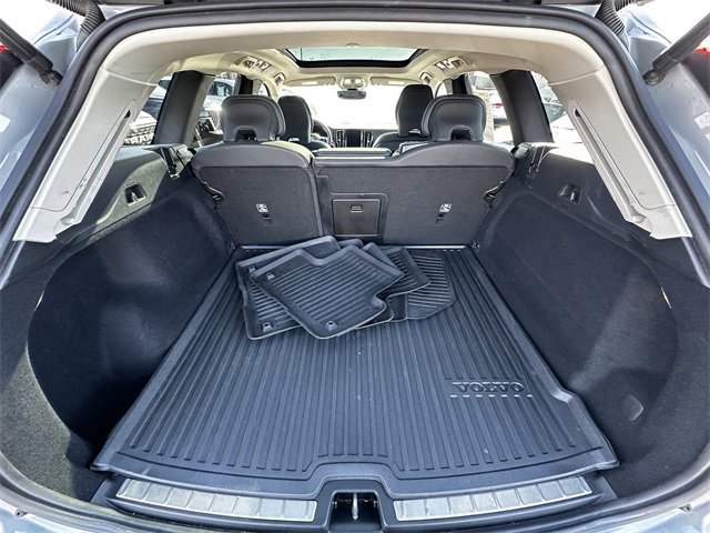 Used 2024 Volvo XC60 B5 Plus image 42