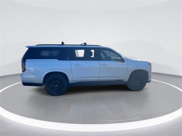 Used 2024 Cadillac Escalade ESV Sport w/ LPO, ONYX Package image 8