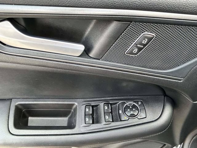 Certified 2024 Ford Edge SE w/ Black Appearance Package AWD/4WD image 11