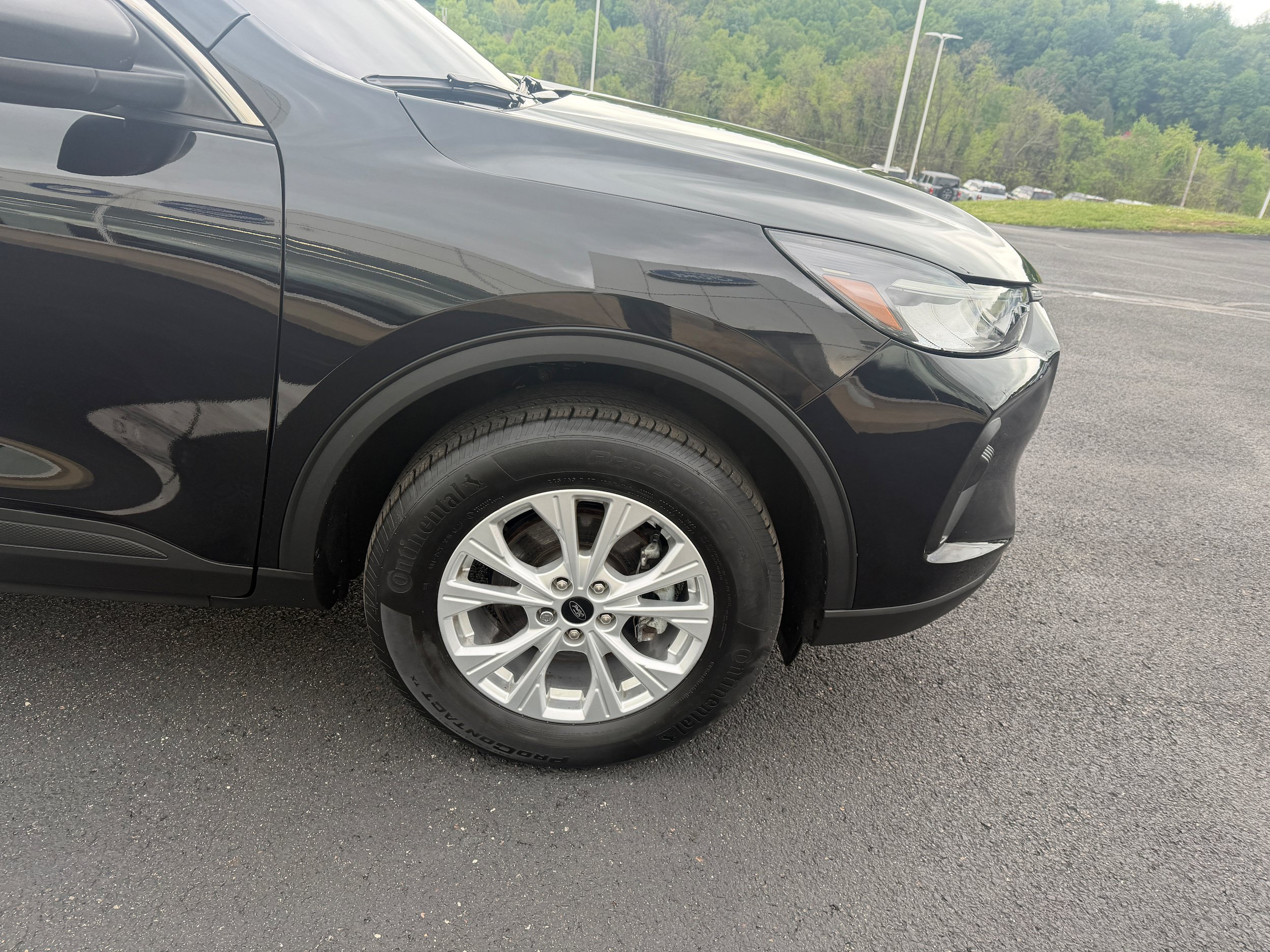 Certified 2024 Ford Escape Active AWD/4WD image 11