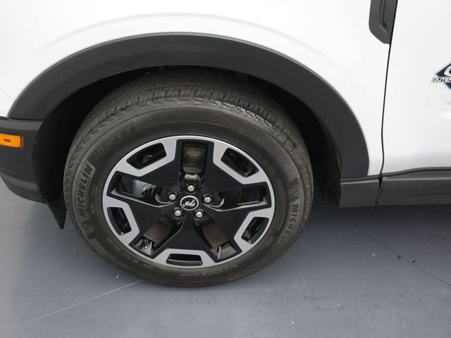 Certified 2023 Ford Bronco Sport Outer Banks w/ Tech Package image 9