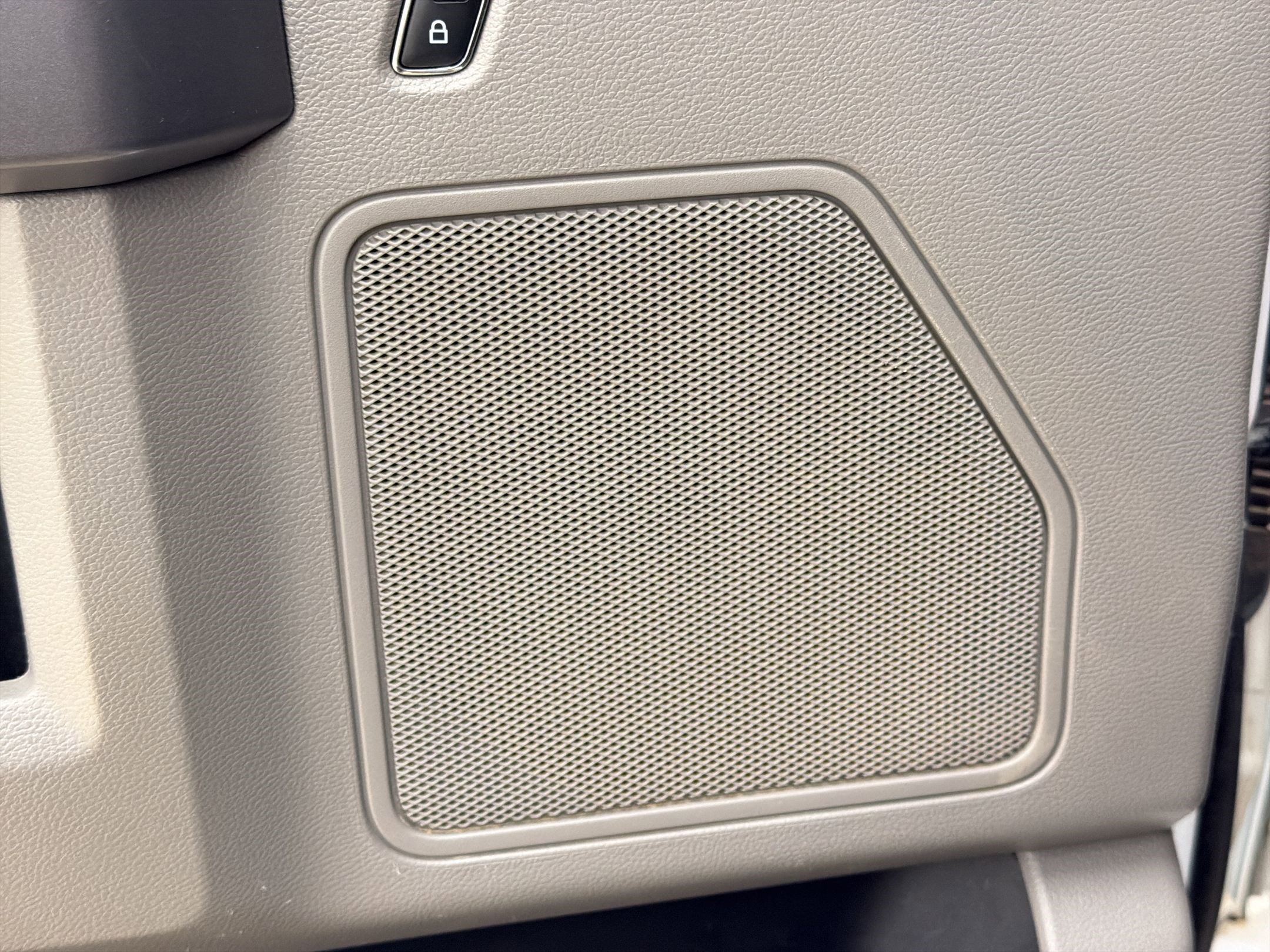 Certified 2018 Ford F250 XLT w/ Advanced Security Pack image 18