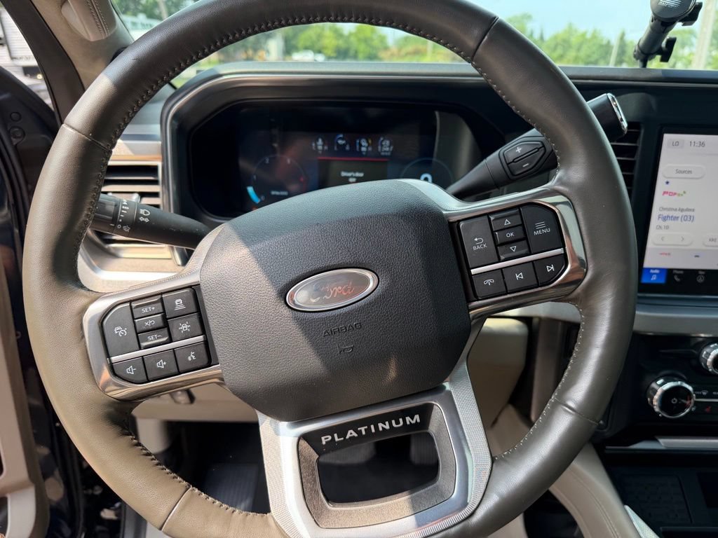 Certified 2025 Ford F450 Platinum w/ Platinum Plus Package AWD/4WD image 5