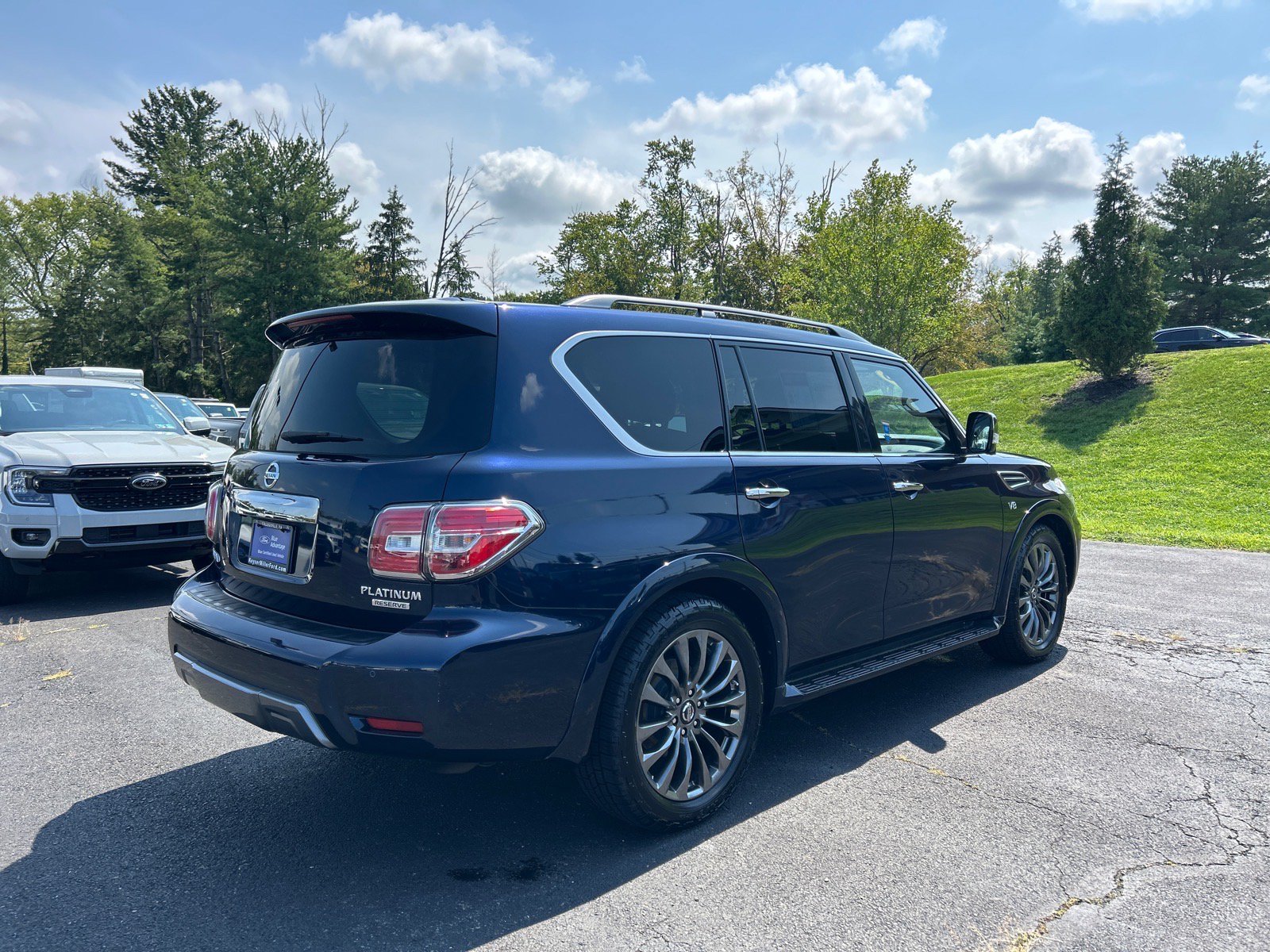 Used 2020 Nissan Armada Platinum w/ Platinum Reserve Package AWD/4WD image 17