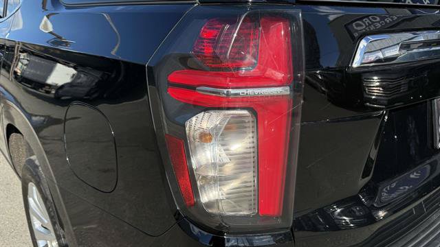 Used 2023 Chevrolet Tahoe Premier AWD/4WD image 7