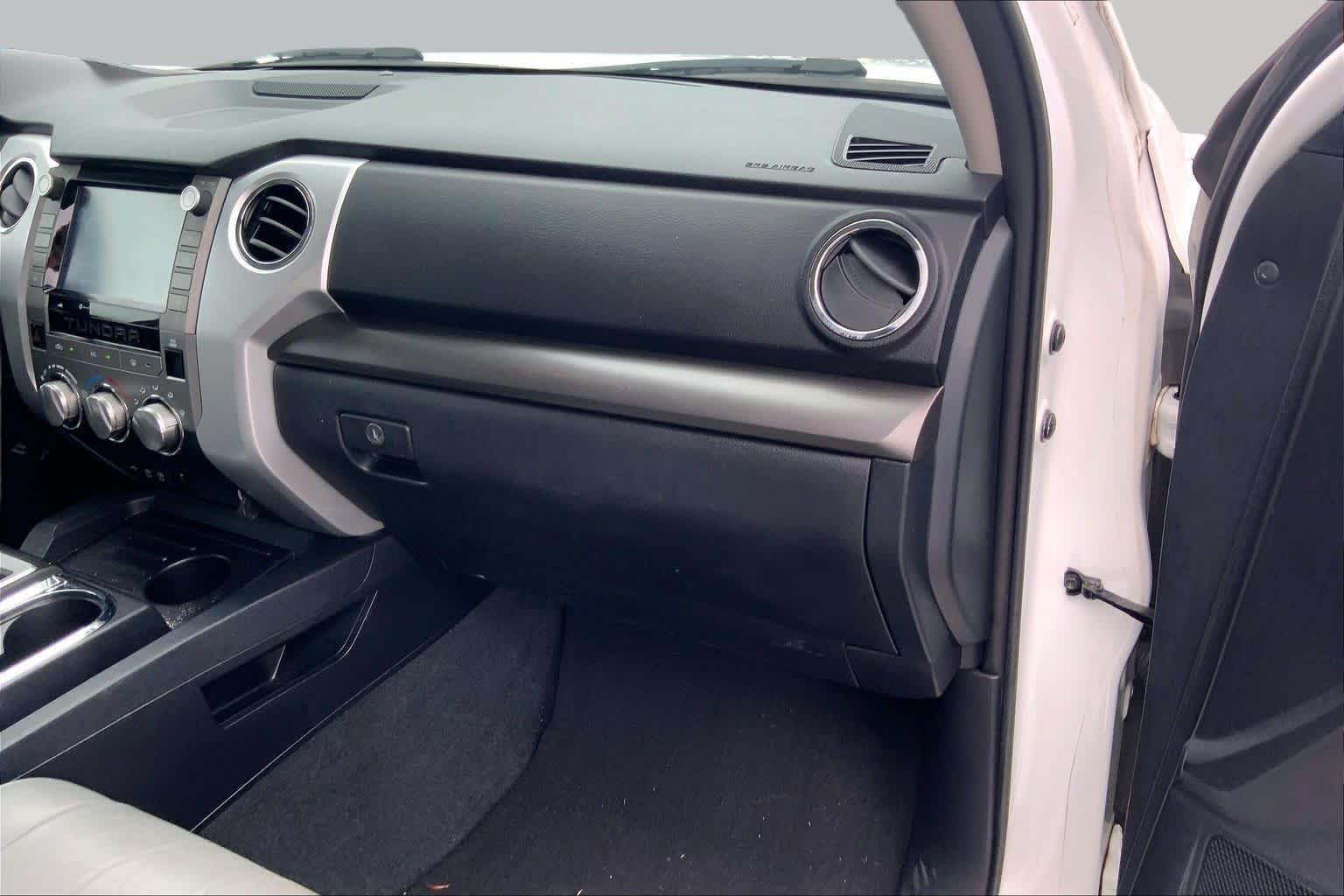 Used 2020 Toyota Tundra SR5 w/ SR5 Leather Package RWD image 19