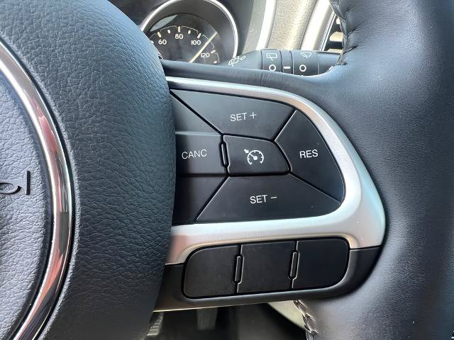 Used 2018 Jeep Compass Sport w/ Tech Group AWD/4WD image 14