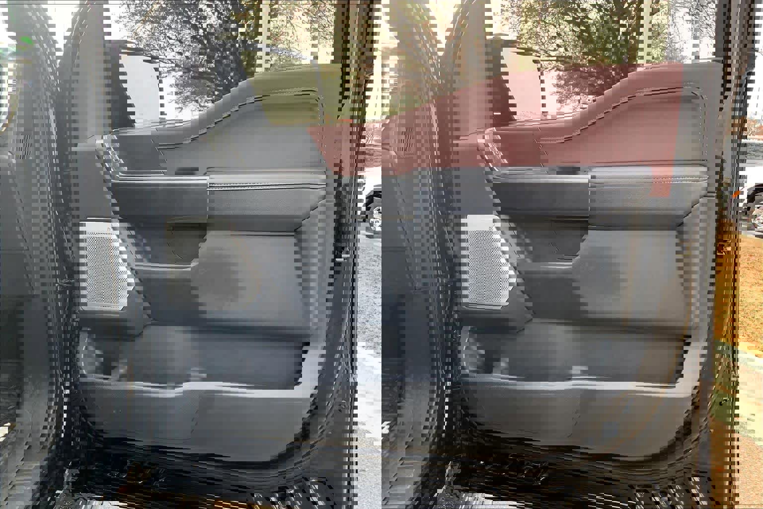 Certified 2021 Ford F150 Lariat w/ Equipment Group 502A High image 22