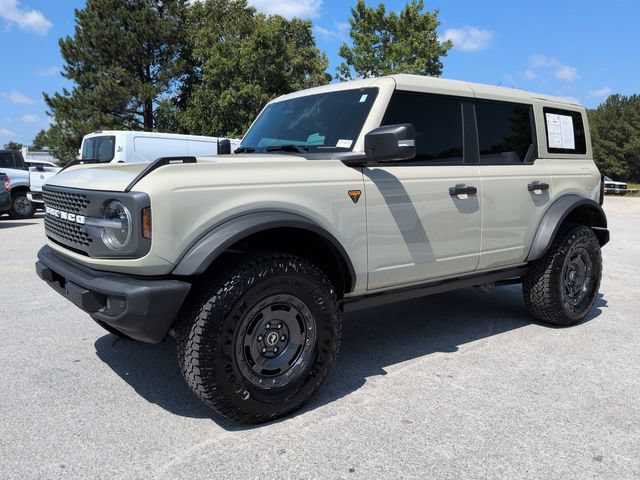 Certified 2025 Ford Bronco Badlands AWD/4WD image 8