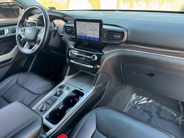 Certified 2023 Ford Explorer Limited w/ Equipment Group 301A image 21