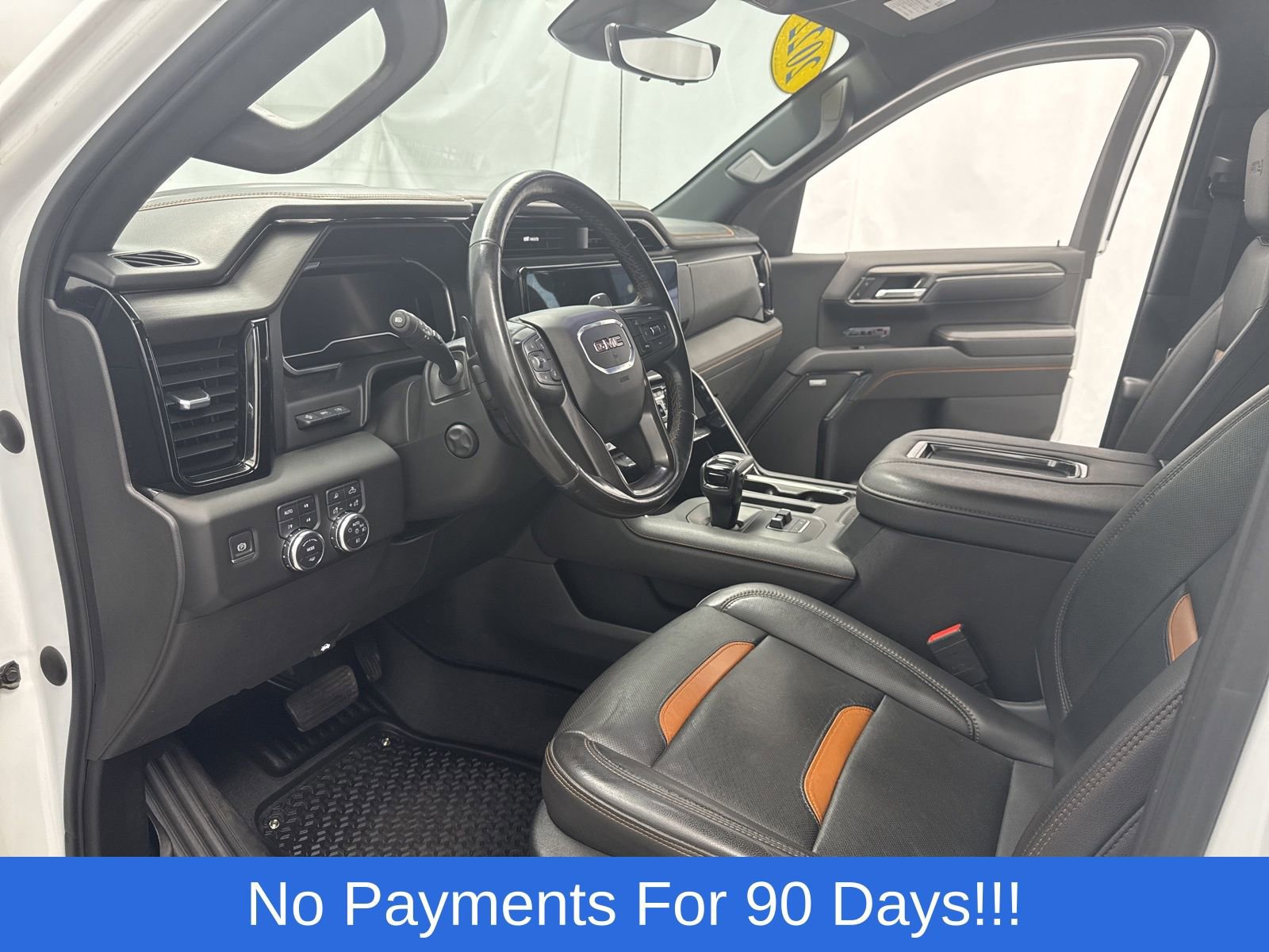 Used 2022 GMC Sierra 1500 AT4 w/ Technology Package AWD/4WD image 13