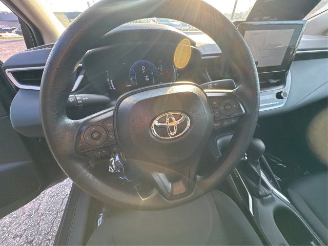 Used 2026 Toyota Corolla LE FWD image 15