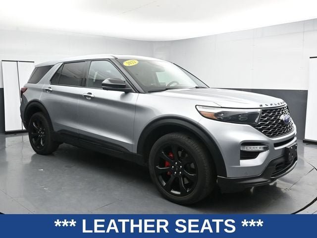 Certified 2022 Ford Explorer ST w/ Equipment Group 401A AWD/4WD image 2