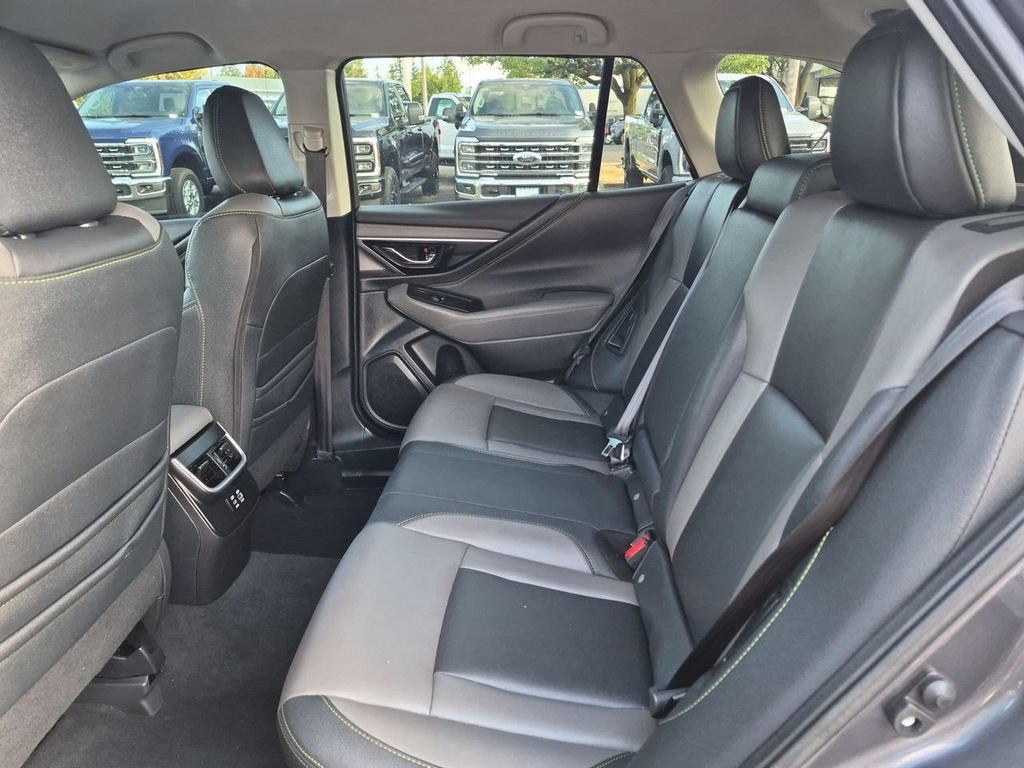 Used 2023 Subaru Outback Onyx Edition AWD/4WD image 23