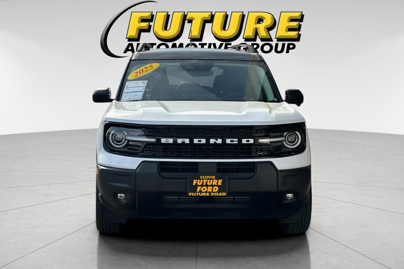 Certified 2025 Ford Bronco Sport Outer Banks w/ Outer Banks Tech Package+ AWD/4WD image 8