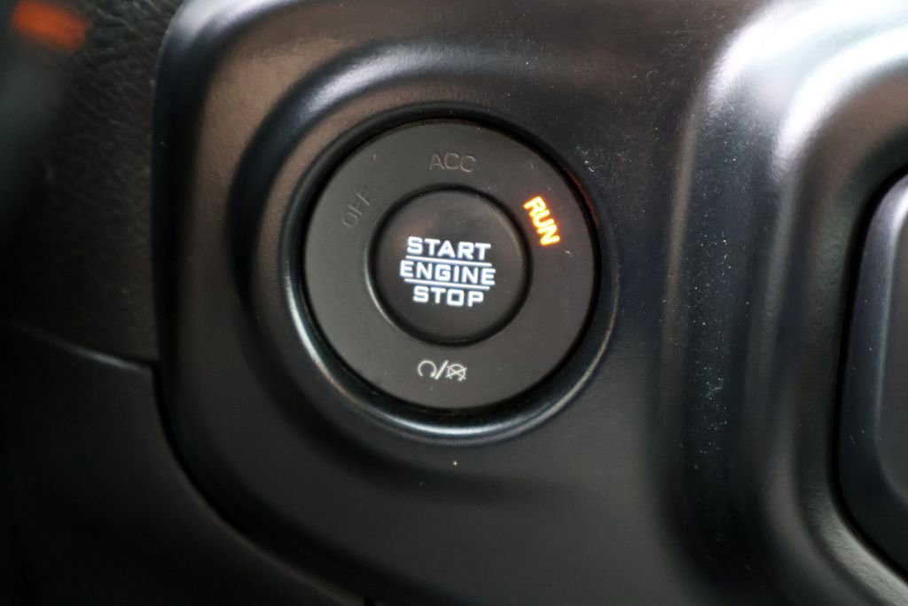 Used 2020 Jeep Wrangler Unlimited Sport AWD/4WD image 7