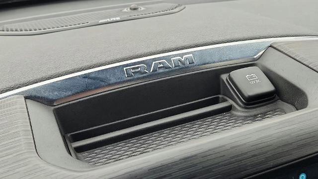 Used 2024 RAM 1500 Laramie image 20