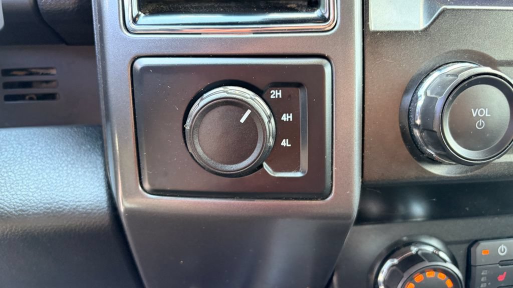 Certified 2020 Ford F150 XLT w/ Equipment Group 302A Luxury AWD/4WD image 14