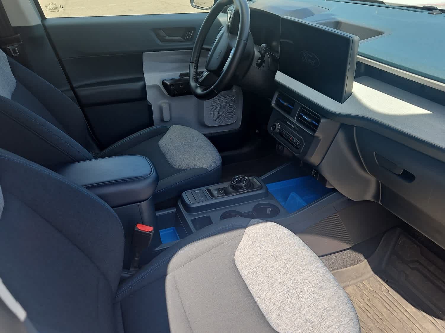Certified 2025 Ford Maverick XLT w/ XLT Luxury Package AWD/4WD image 13
