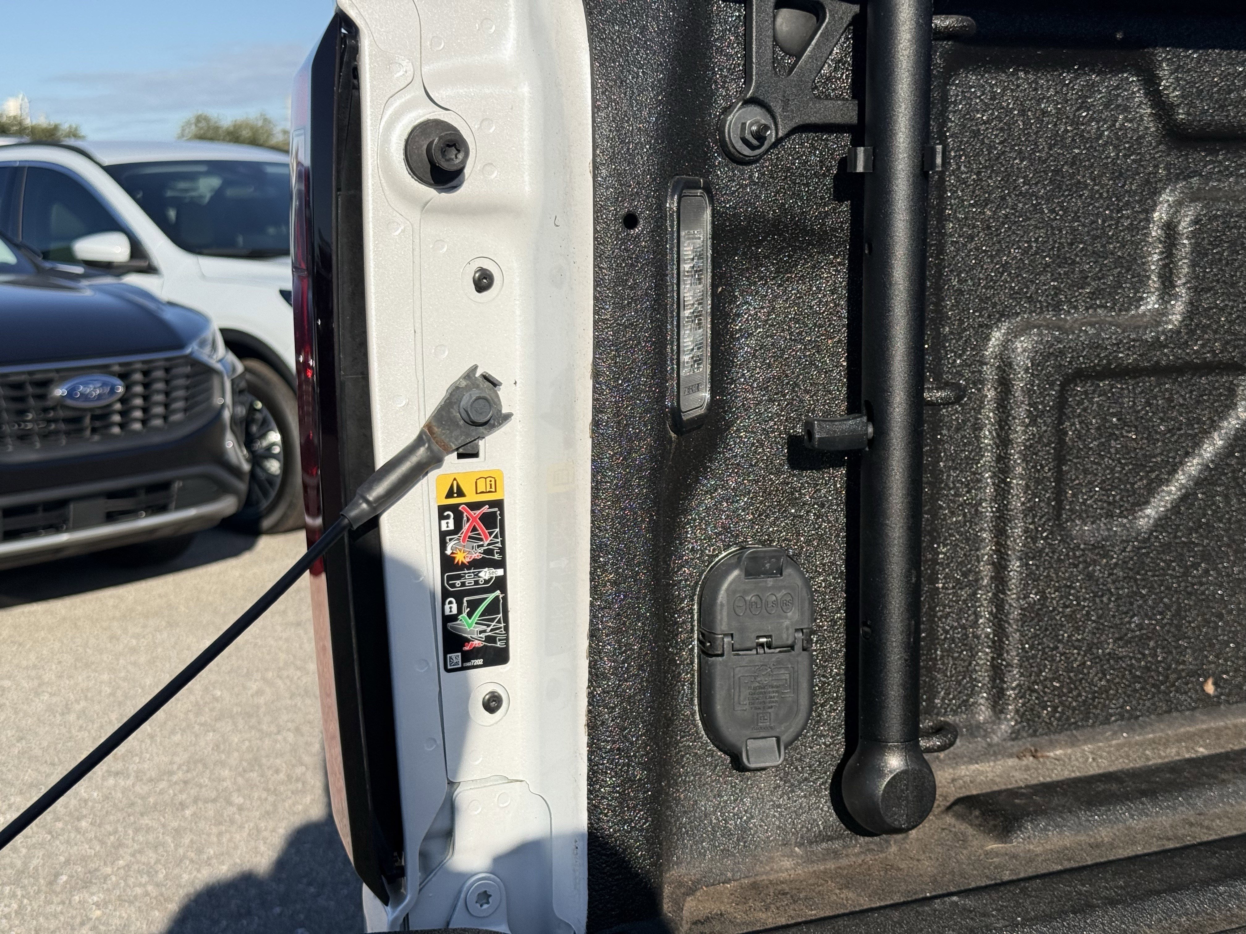 Used 2024 GMC Sierra 2500 Denali Ultimate image 17