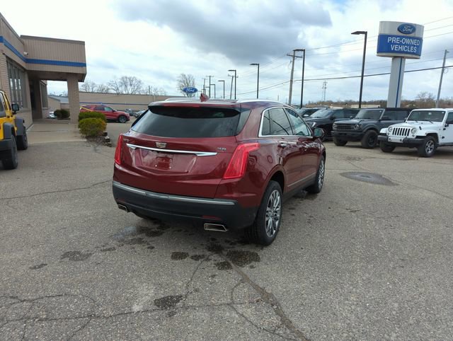 Used 2017 Cadillac XT5 Premium Luxury w/ LPO, Wheel Lock Package image 4