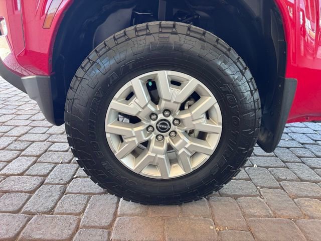 Used 2023 Nissan Frontier SV w/ SV Convenience Package image 24