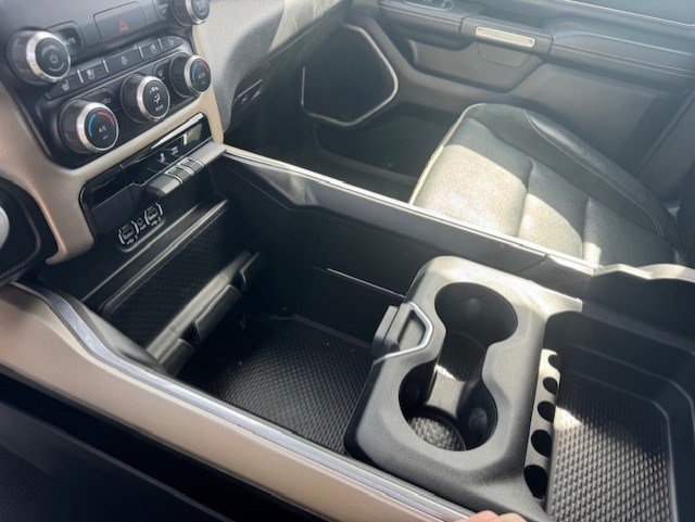 Used 2022 RAM 1500 Laramie AWD/4WD image 22