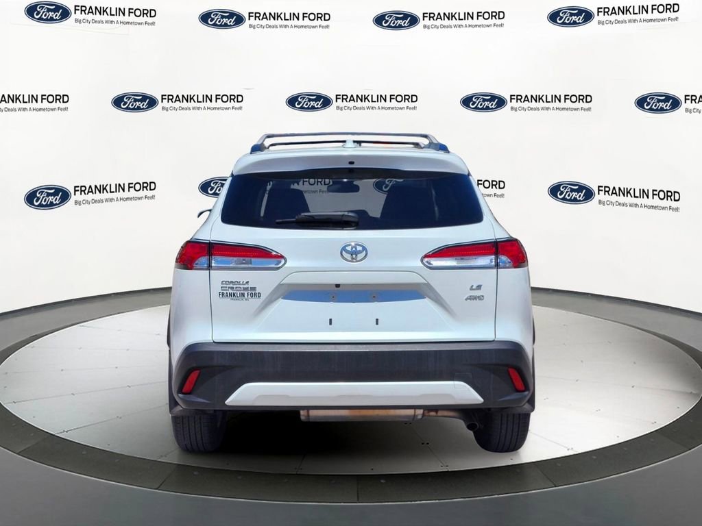 Used 2022 Toyota Corolla Cross LE w/ Moonroof Package AWD/4WD image 4
