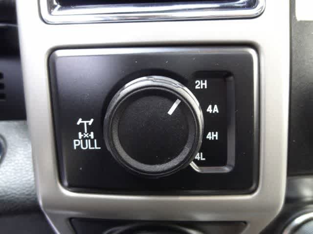 Certified 2019 Ford F150 Lariat w/ Equipment Group 502A Luxury AWD/4WD image 27