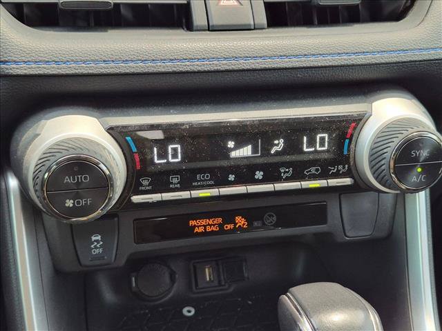 Used 2022 Toyota RAV4 SE AWD/4WD image 9