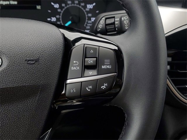 Certified 2022 Ford Escape SE w/ Cold Weather Package image 18