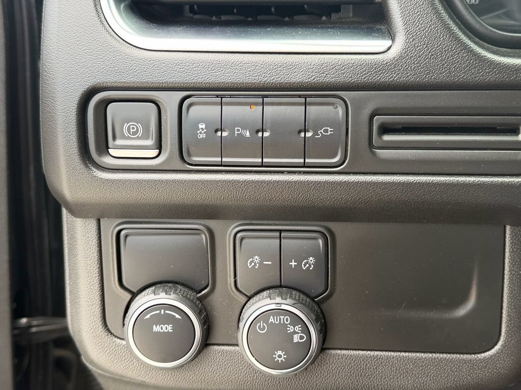 Used 2021 Chevrolet Tahoe RST RWD image 24